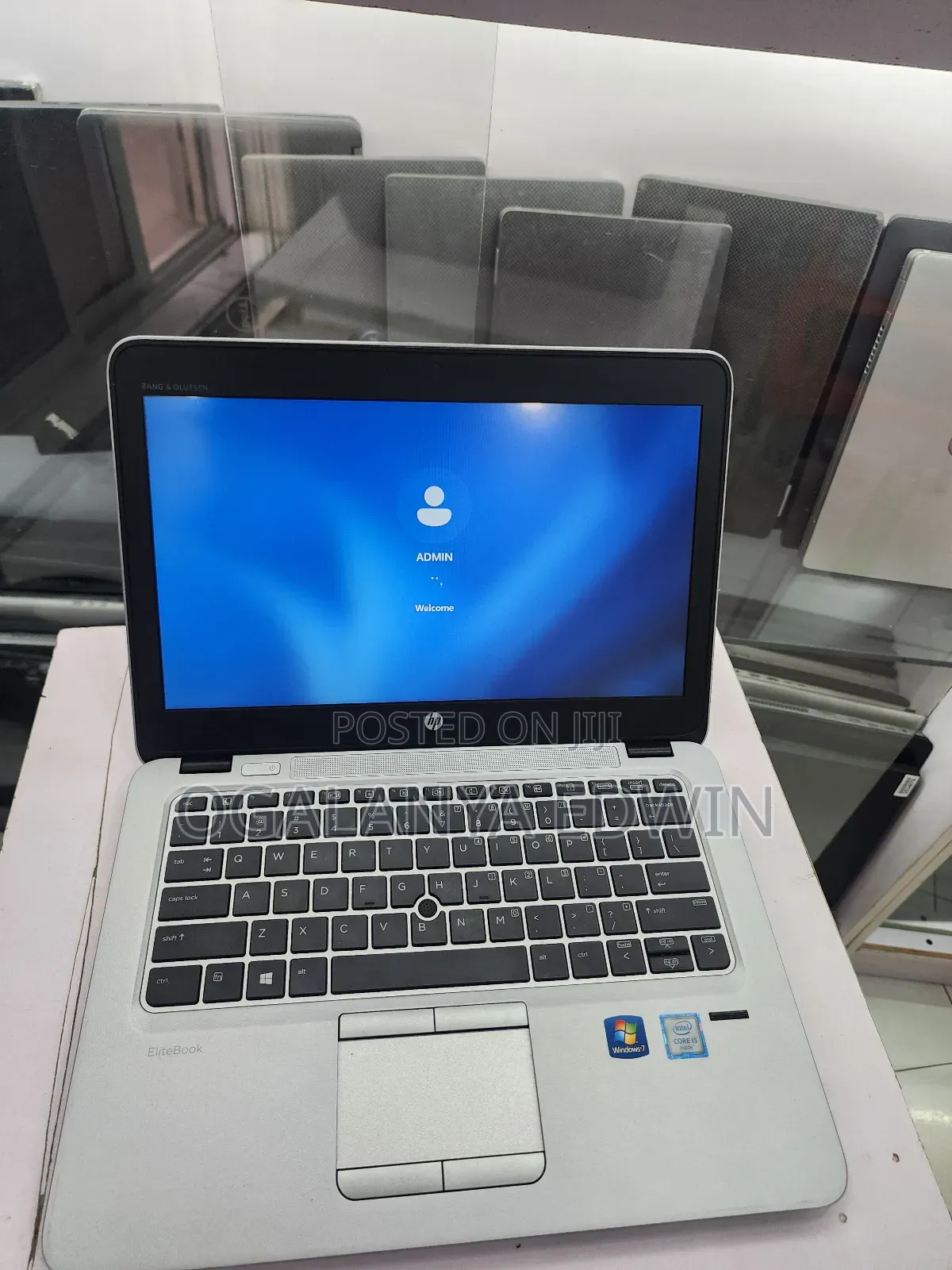 Laptop HP EliteBook 820 G3 8GB Intel Core I5 SSD 256GB