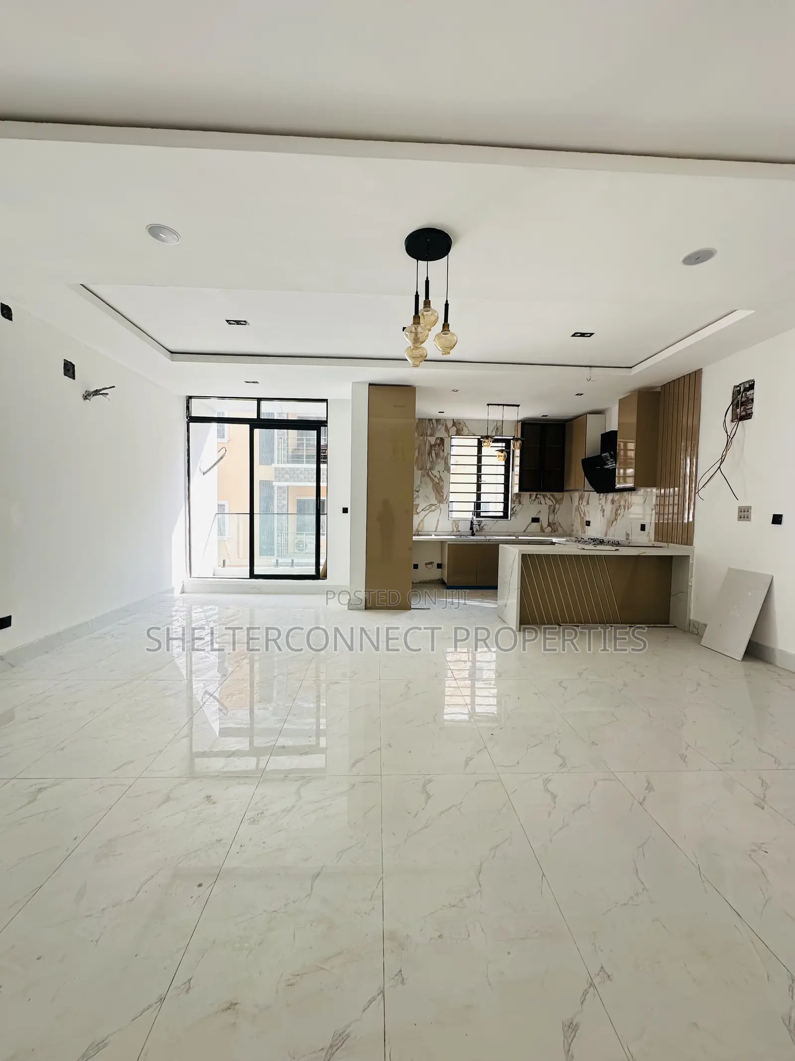 2bdrm Apartment in Lekki Phase 1 for sale