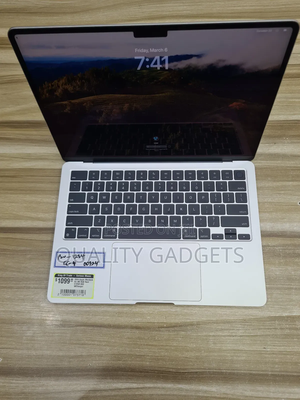Laptop Apple MacBook Air 2024 M3 13-inch 8GB Apple M3 SSD 512GB