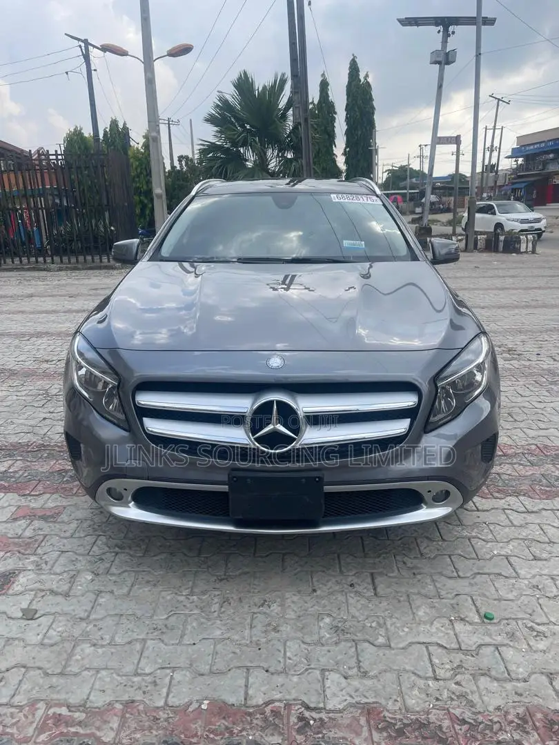 Mercedes-Benz GLA 250 2016 Gray