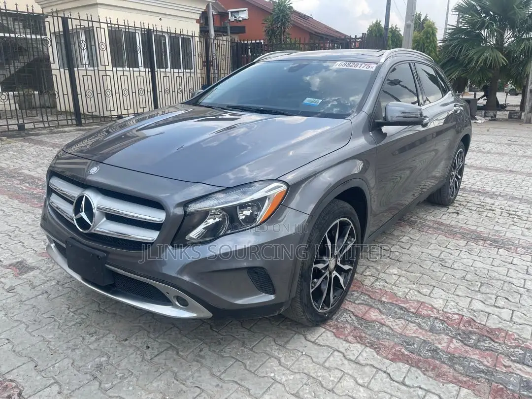 Mercedes-Benz GLA 250 2016 Gray