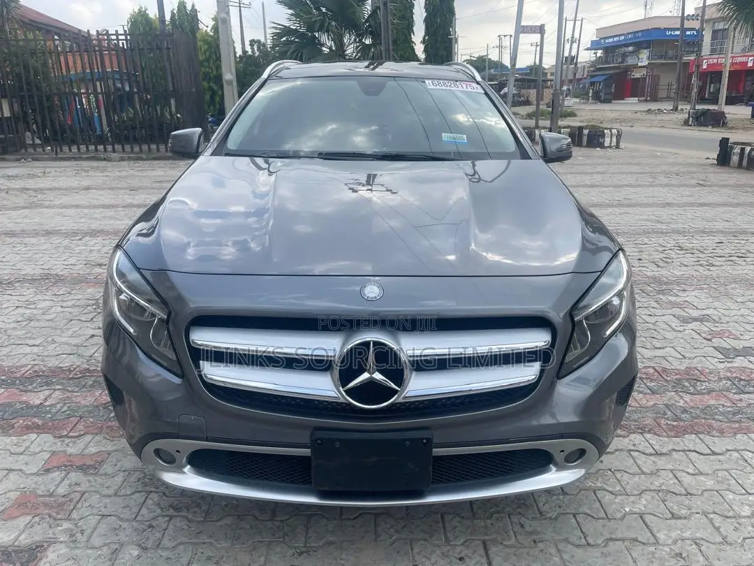 Mercedes-Benz GLA 250 2016 Gray