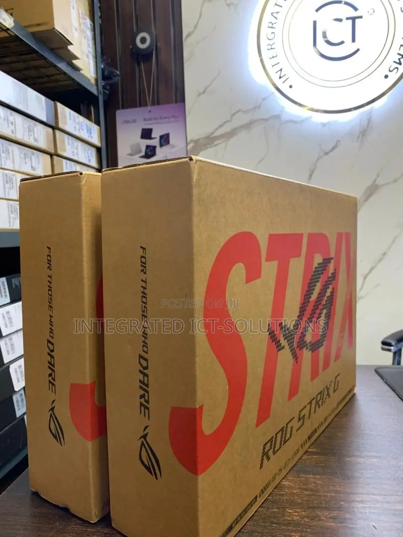 New Laptop Asus 16GB Intel Core I7 SSD 1T