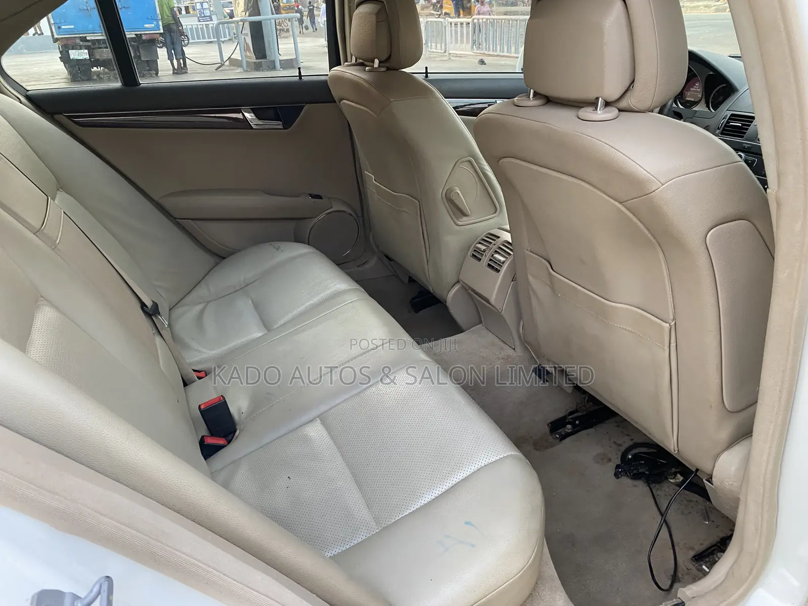 Mercedes-Benz C300 2011 White