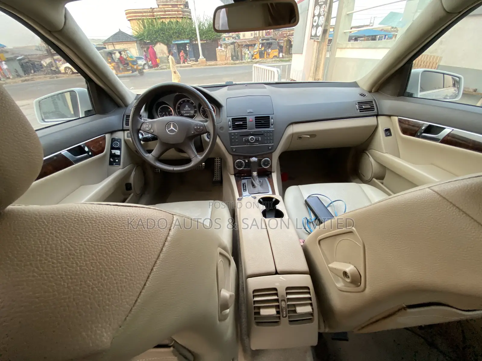 Mercedes-Benz C300 2011 White