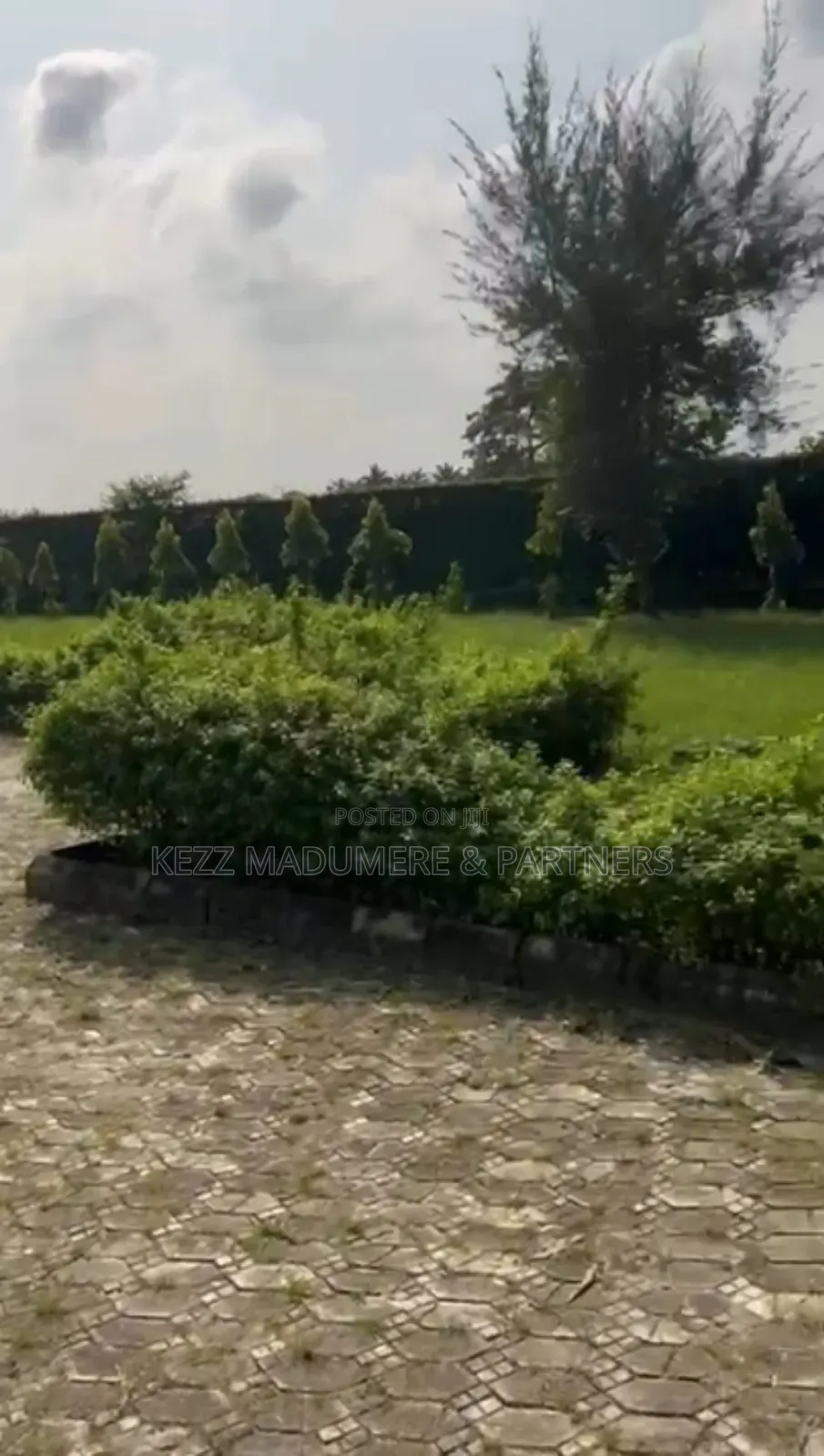 To Let / Lease : Gardens / Park on 5 Plots by Eneka Flyover, Ph