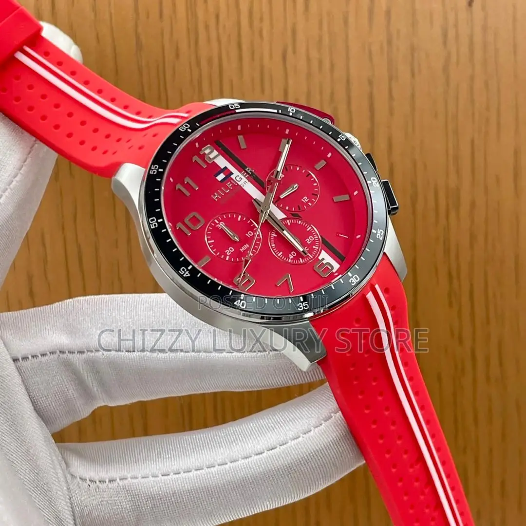 Tommy Hilfiger Quality Luxury Men Rubber Strap Wristwatch