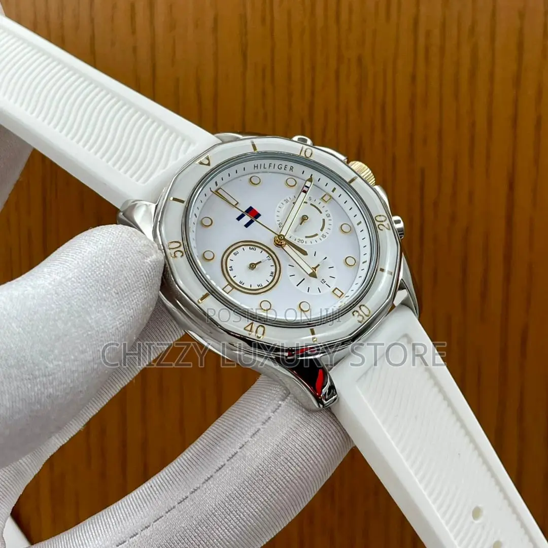 Tommy Hilfiger Quality Luxury Men Rubber Strap Wristwatch