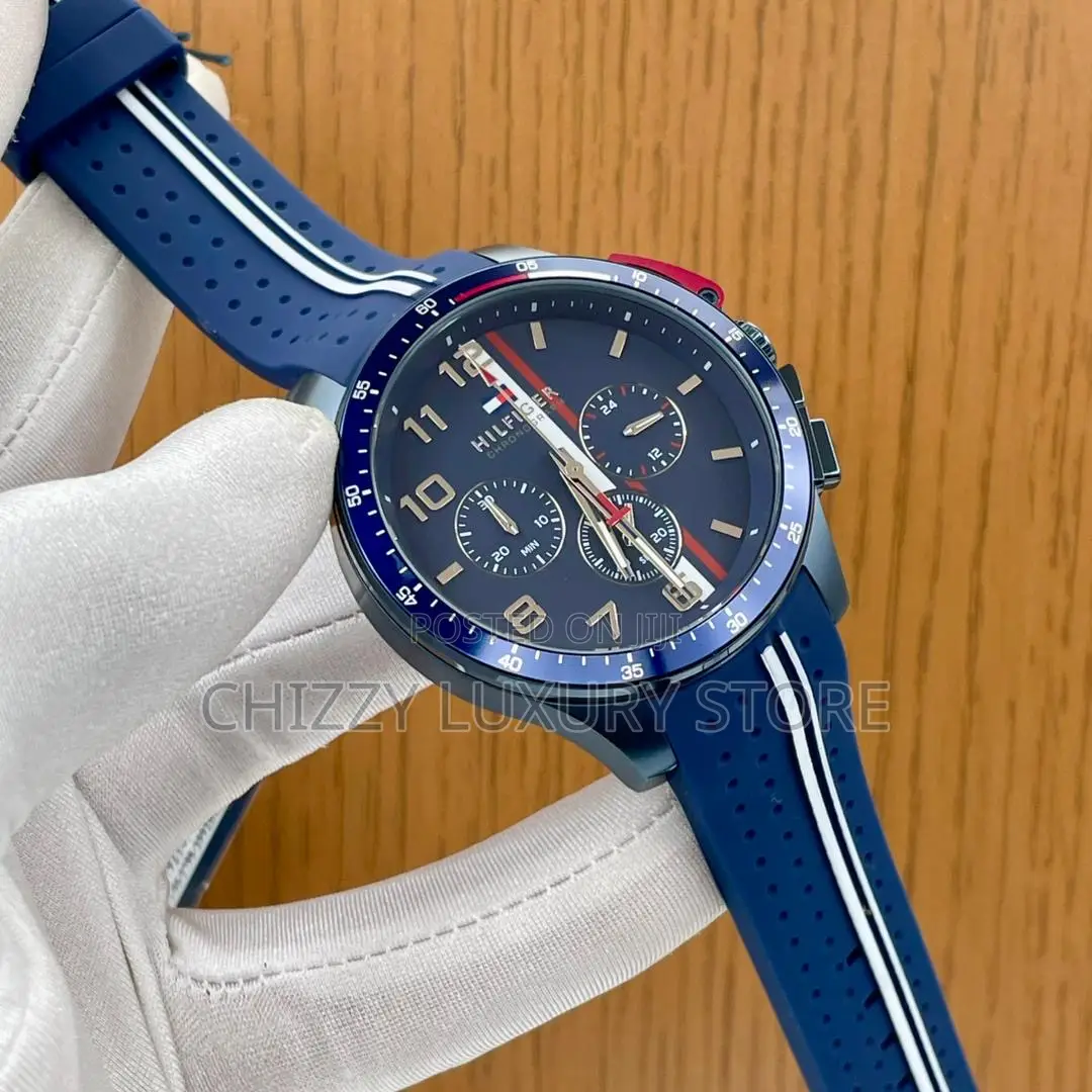 Tommy Hilfiger Quality Luxury Men Rubber Strap Wristwatch