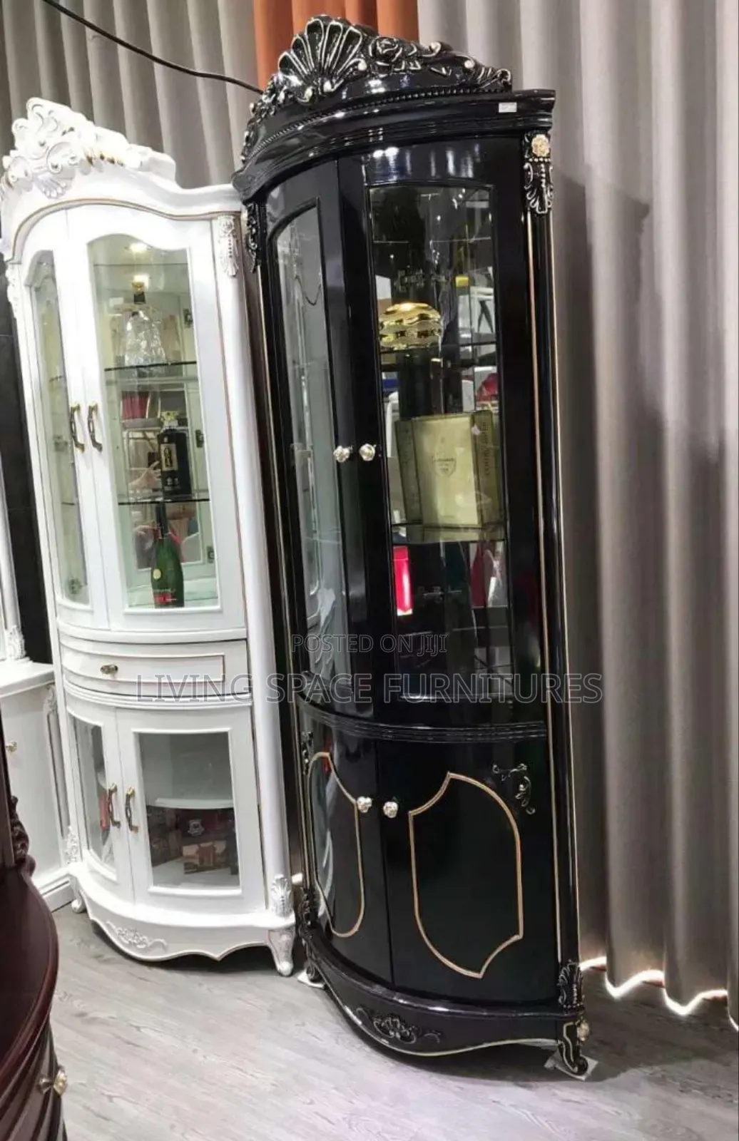 Luxury Royal Single Wine Bar