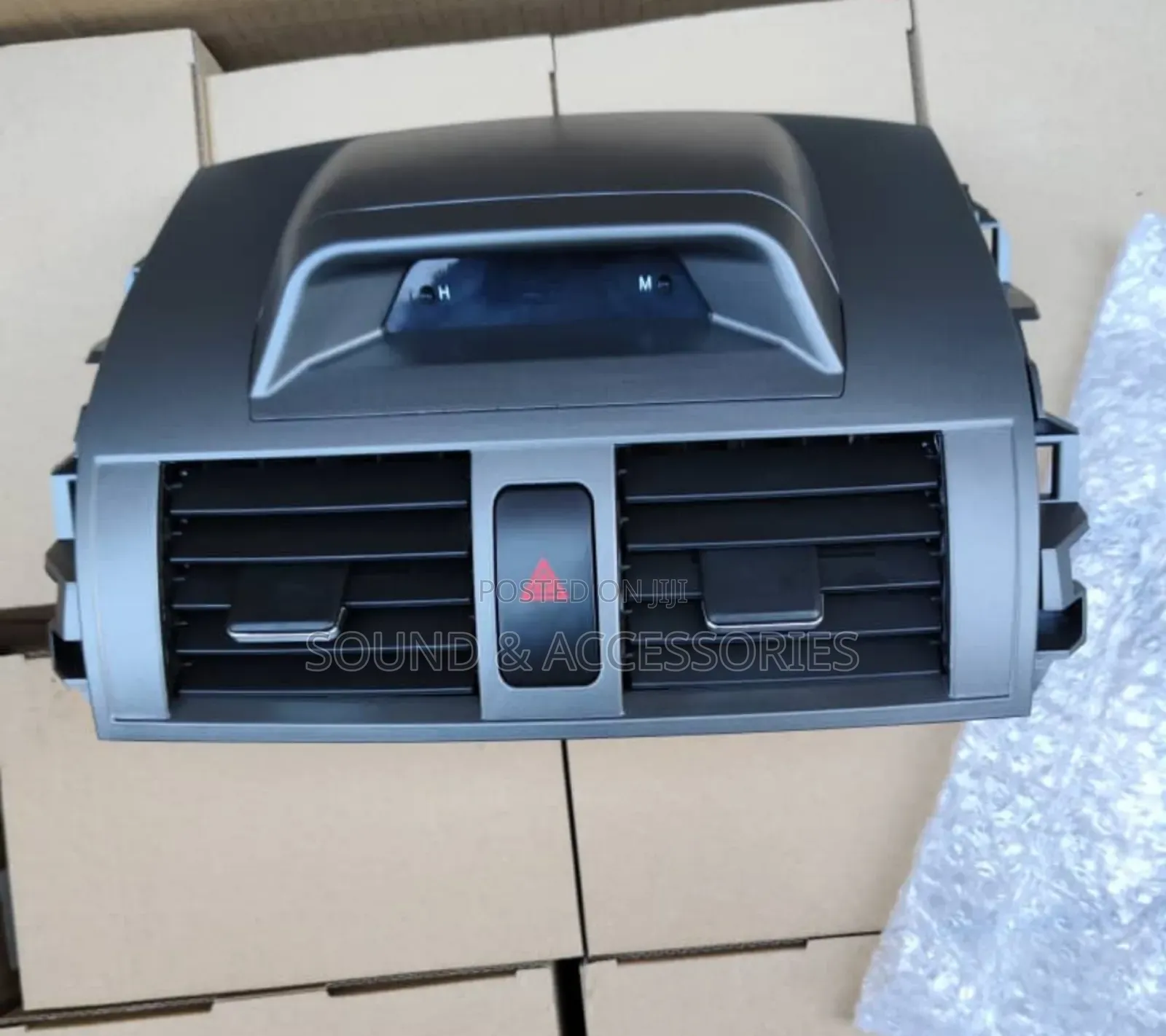 Toyota Corolla 2008-2013 Ac Vent Hood With Clock