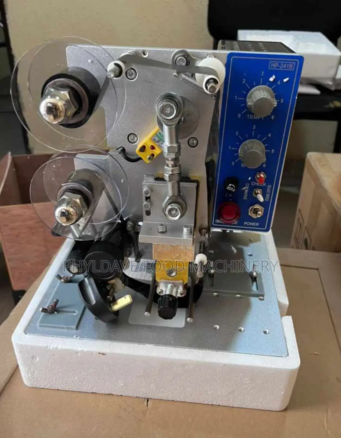 Automatic Date Coding Machine