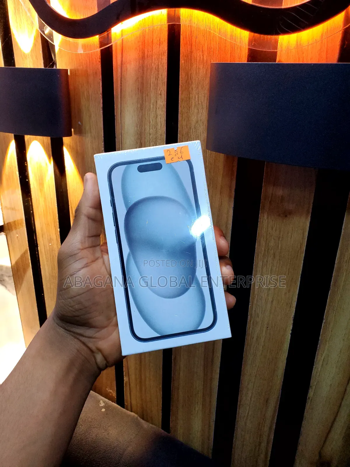 New Apple iPhone 15 256 GB Black