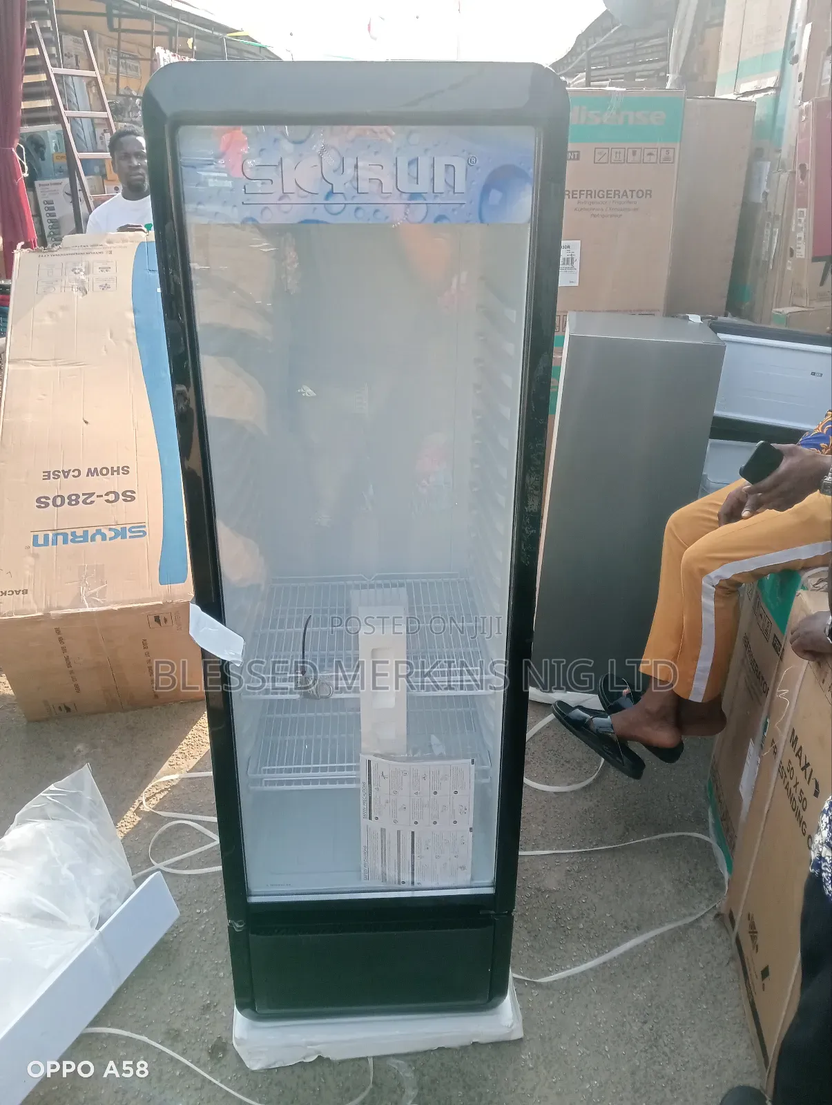Skyrun Display Fridge 280litres