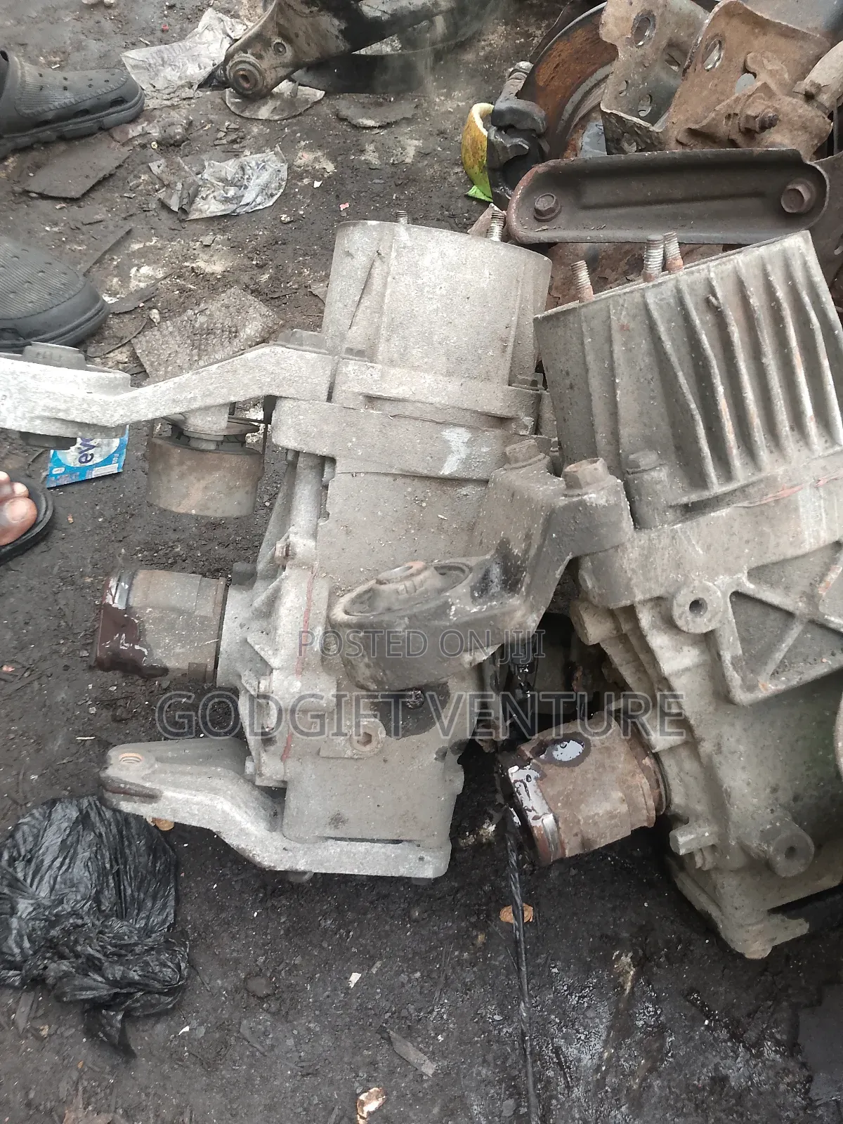 Back Axel Toyota Rav4 2008-2012