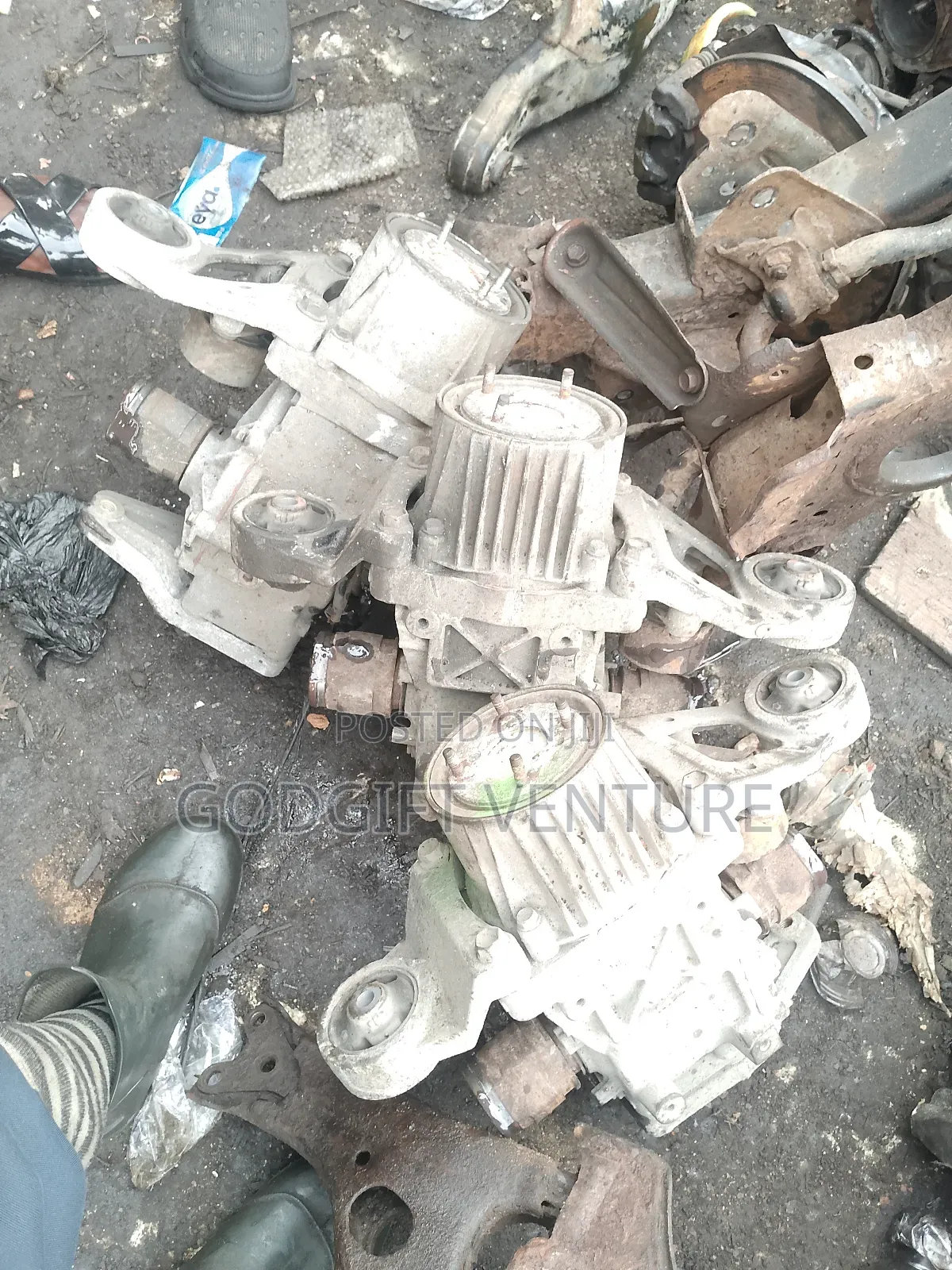 Back Axel Toyota Rav4 2008-2012