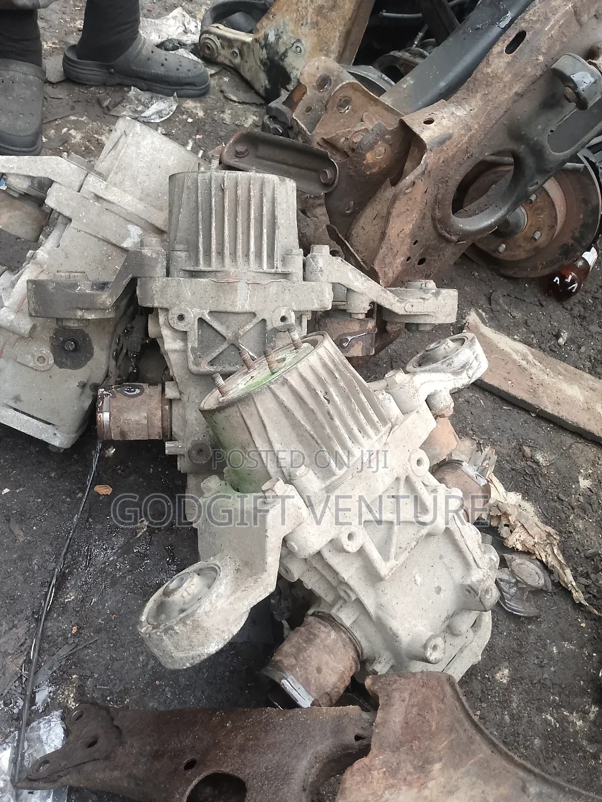 Back Axel Toyota Rav4 2008-2012
