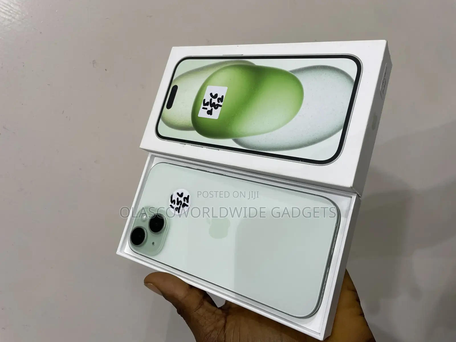 Apple iPhone 15 256 GB Green