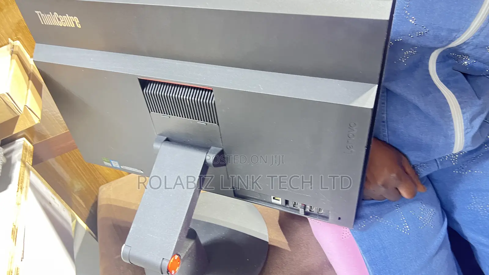 Lenovo ThinkCentre M810z AIO 8GB Intel Core I5 SSD 512GB