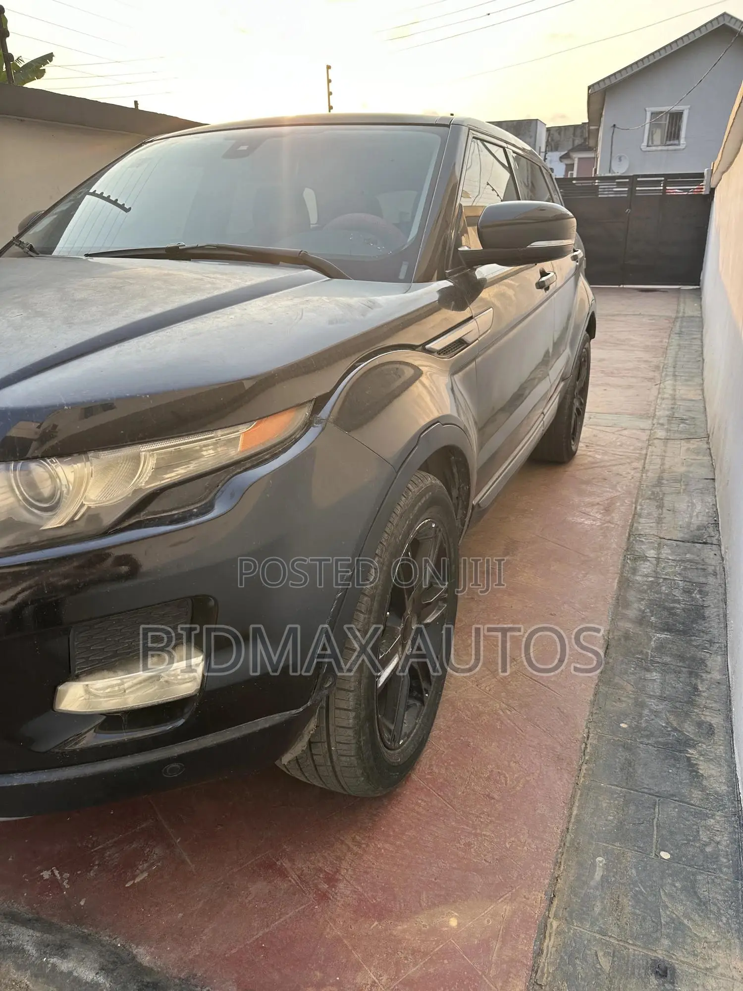 Land Rover Range Rover Evoque Pure Plus 4x4 Coupe (2.0L 4cyl 9A) 2014