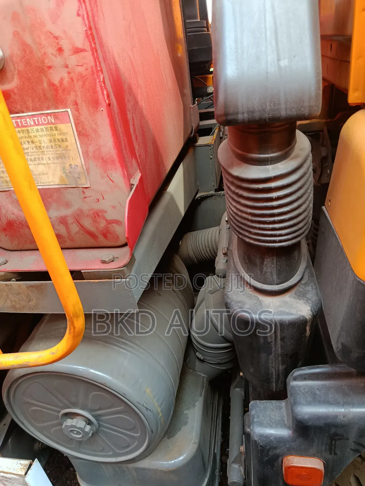 Foreign Used Sinotruck Howo Dump Truck
