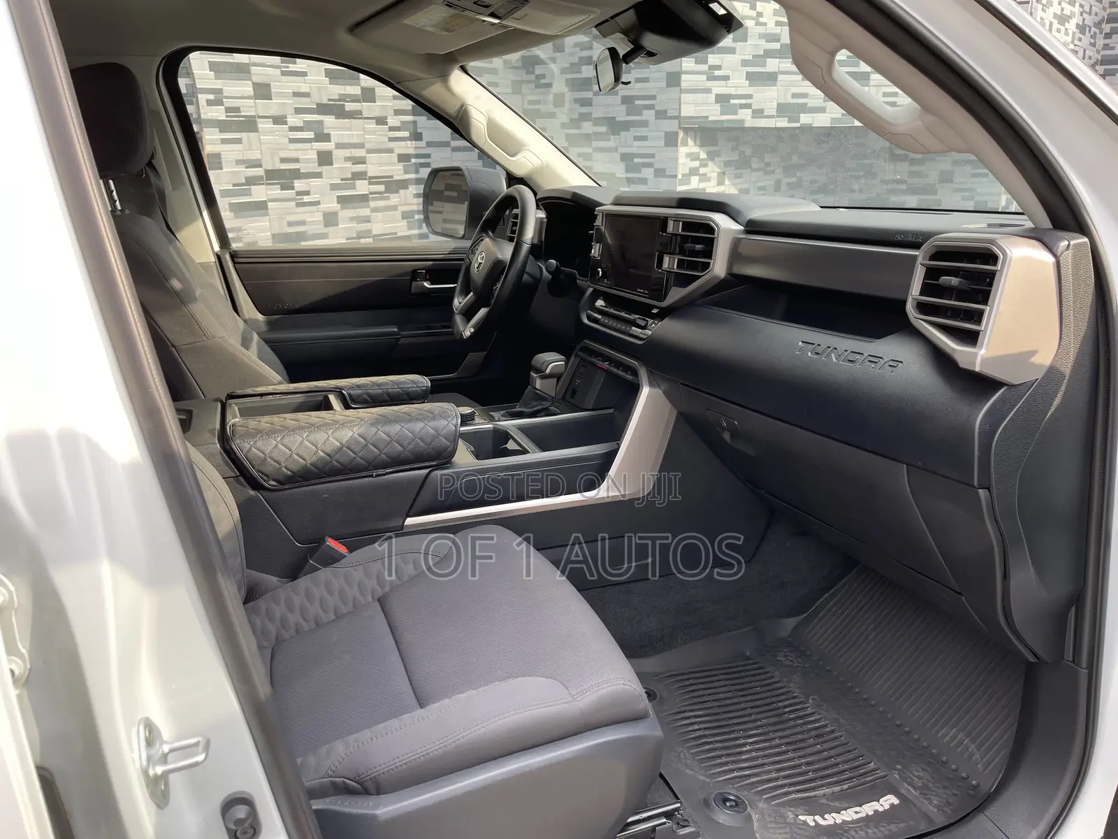 Toyota Tundra Limited CrewMax 6.5' Bed 2023 White