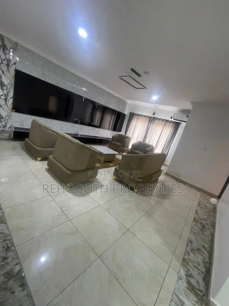 Furnished 4bdrm Duplex in Alalubosa for rent