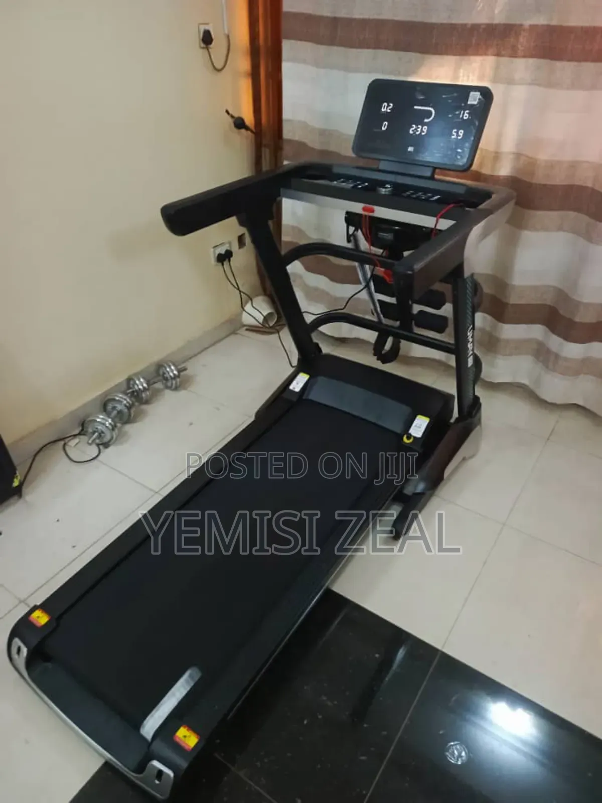 Giant 3.5hp Treadmill Machine With 160kg User Weight