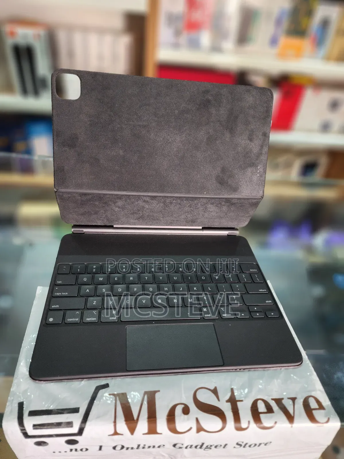 Apple Magic Keyboard for iPad 12.9 Inch Original