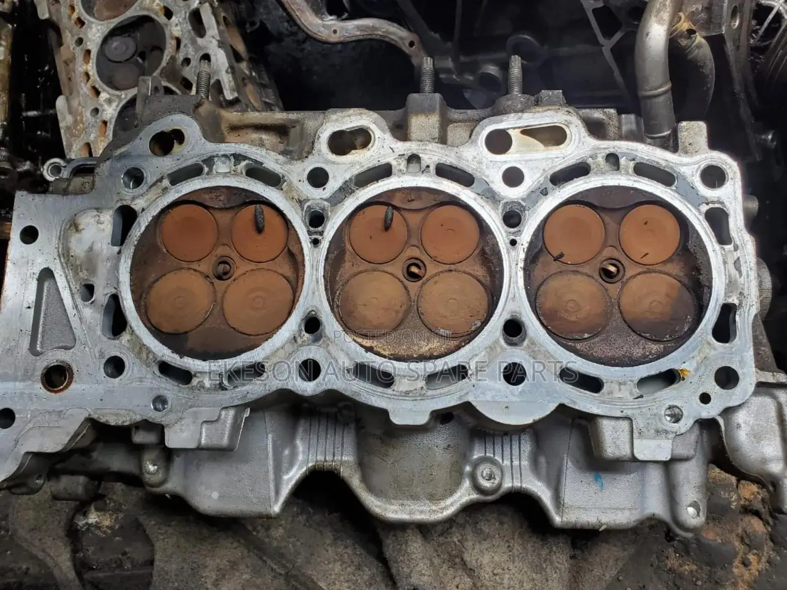 Direct Tokunbo 2gr Top Cylinder for High Lander, Camry V6,Es 350
