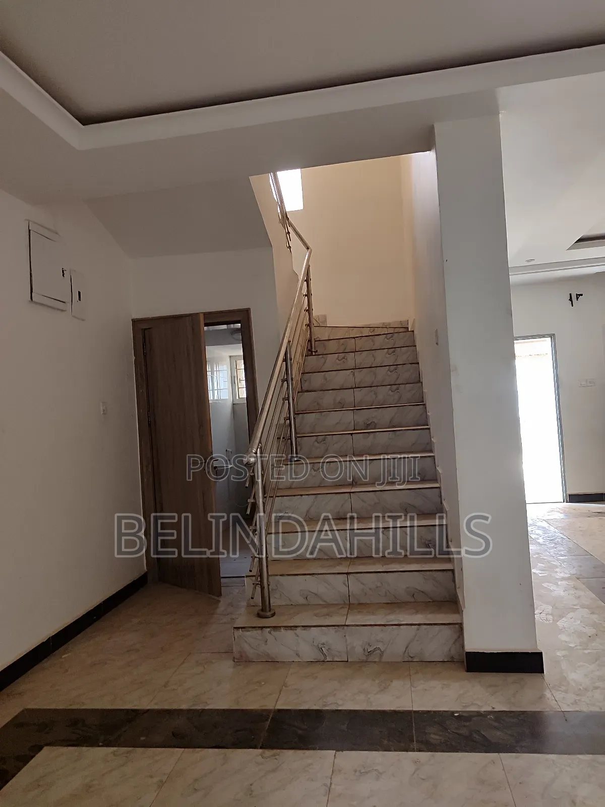 4bdrm Townhouse / Terrace in Jahi for rent