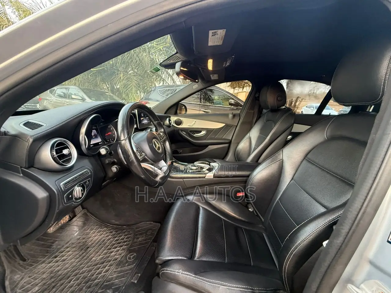 Mercedes-Benz C300 2015 Silver