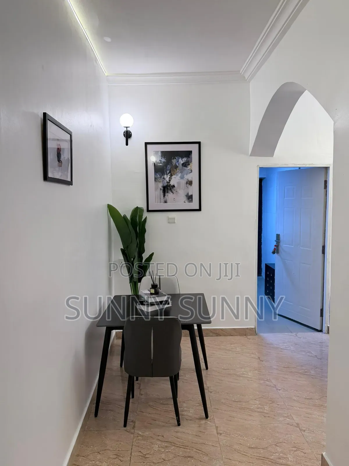 1 Bedroom Apartment With Balcony