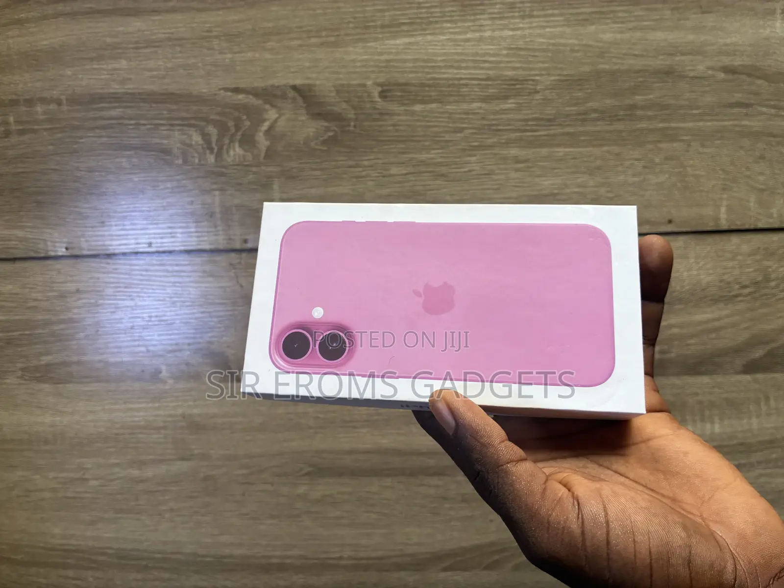 New Apple iPhone 16 256 GB Pink