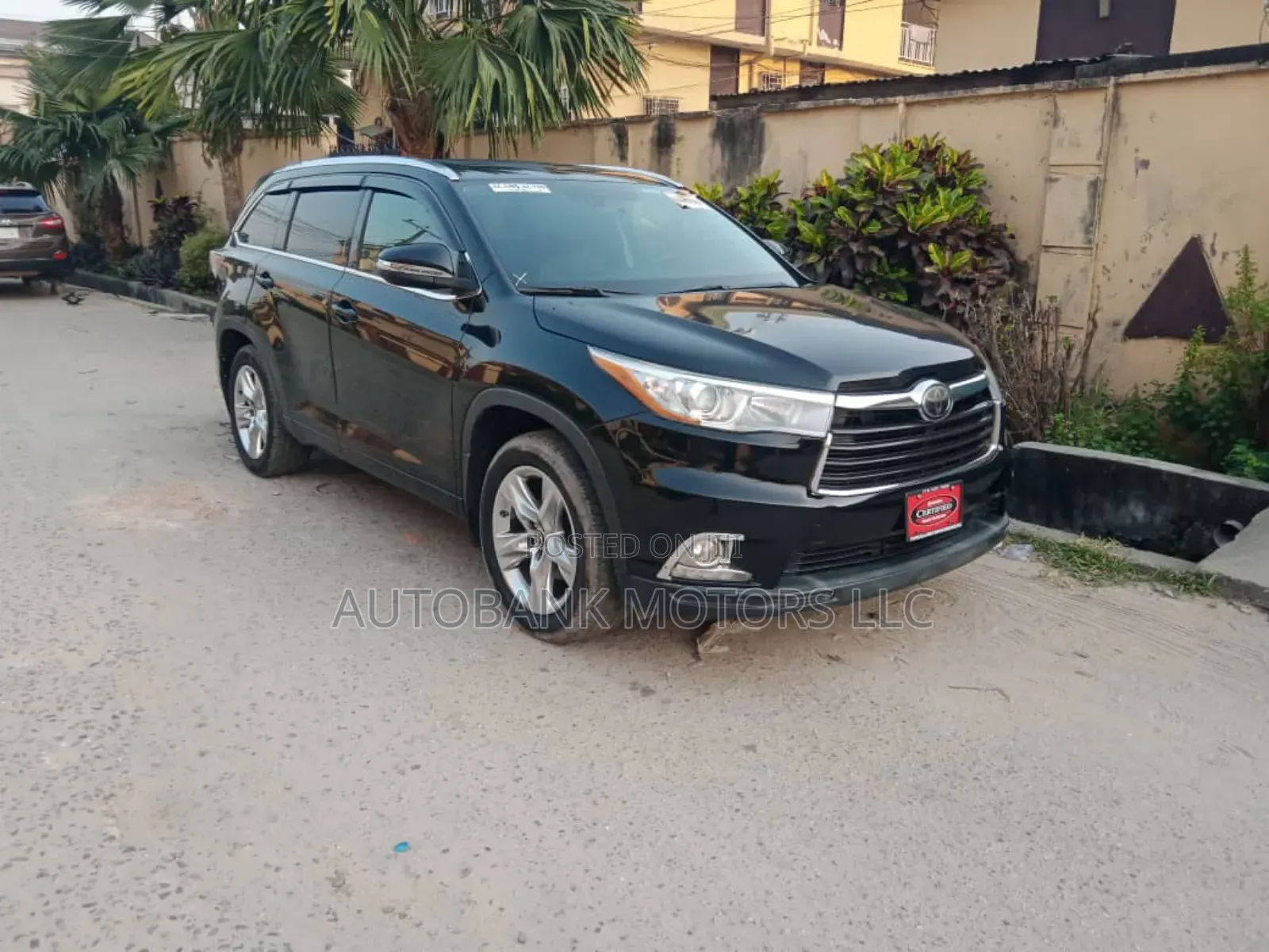 Toyota Highlander Limited Platinum 4dr SUV AWD (3.5L 6cyl 6A) 2015 Gray