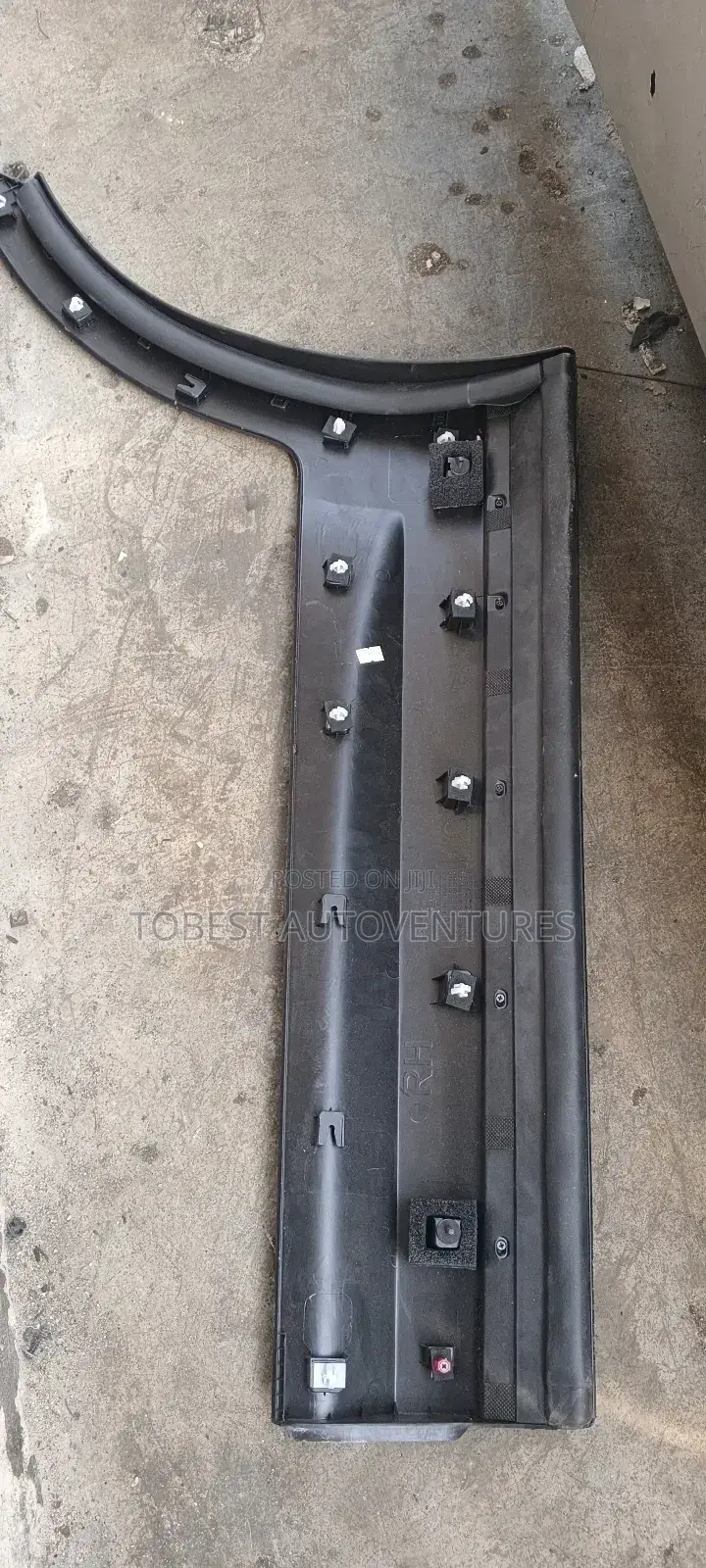Hyundai Santa Fe Grand 2014 Back Door Chrome