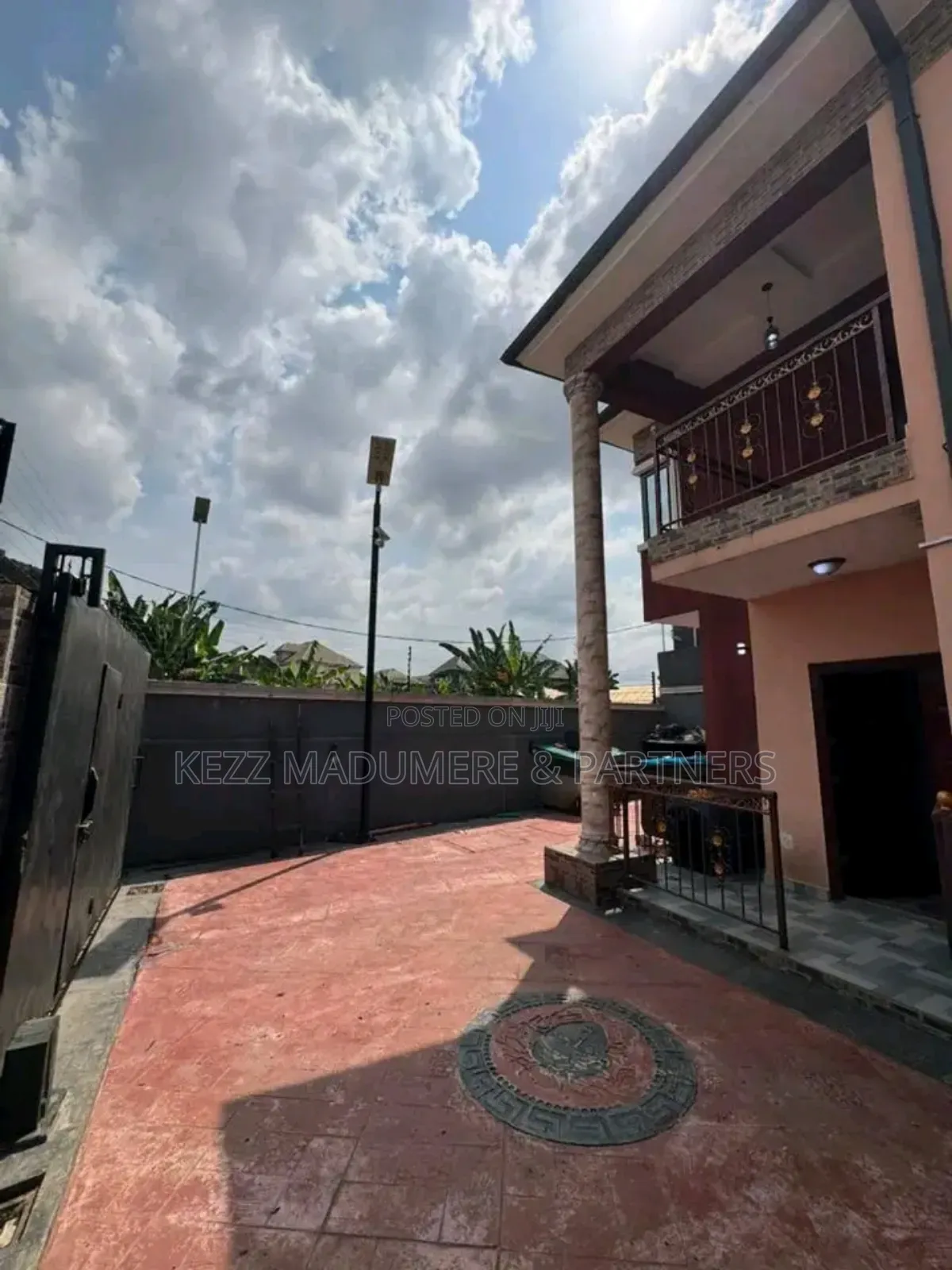 4bdrm Duplex in Eliozu Eneka Link, Port-Harcourt for sale