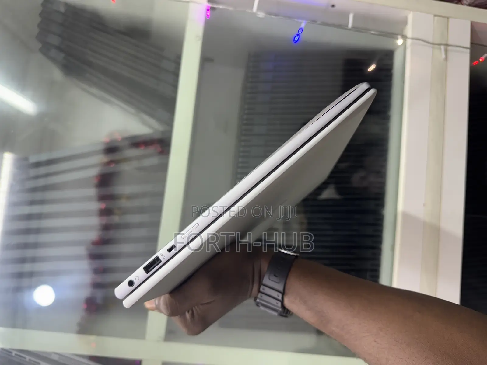 Laptop HP EliteBook 840 G9 16GB Intel Core i7 SSD 256GB