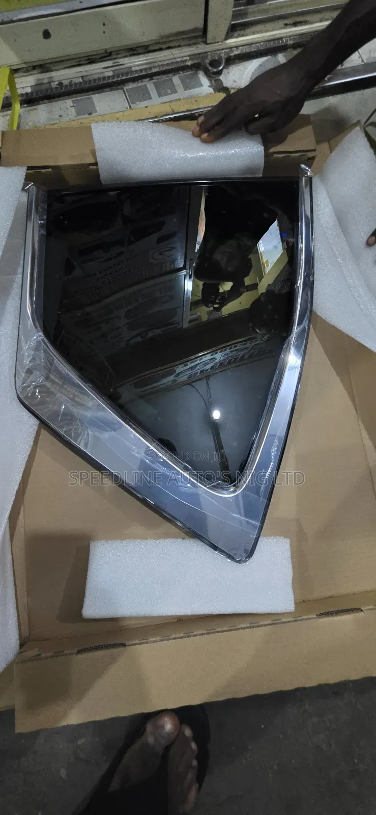 Complete Set Back Side Boot Vent Glass Lexus Lx600 2023/2024 Model