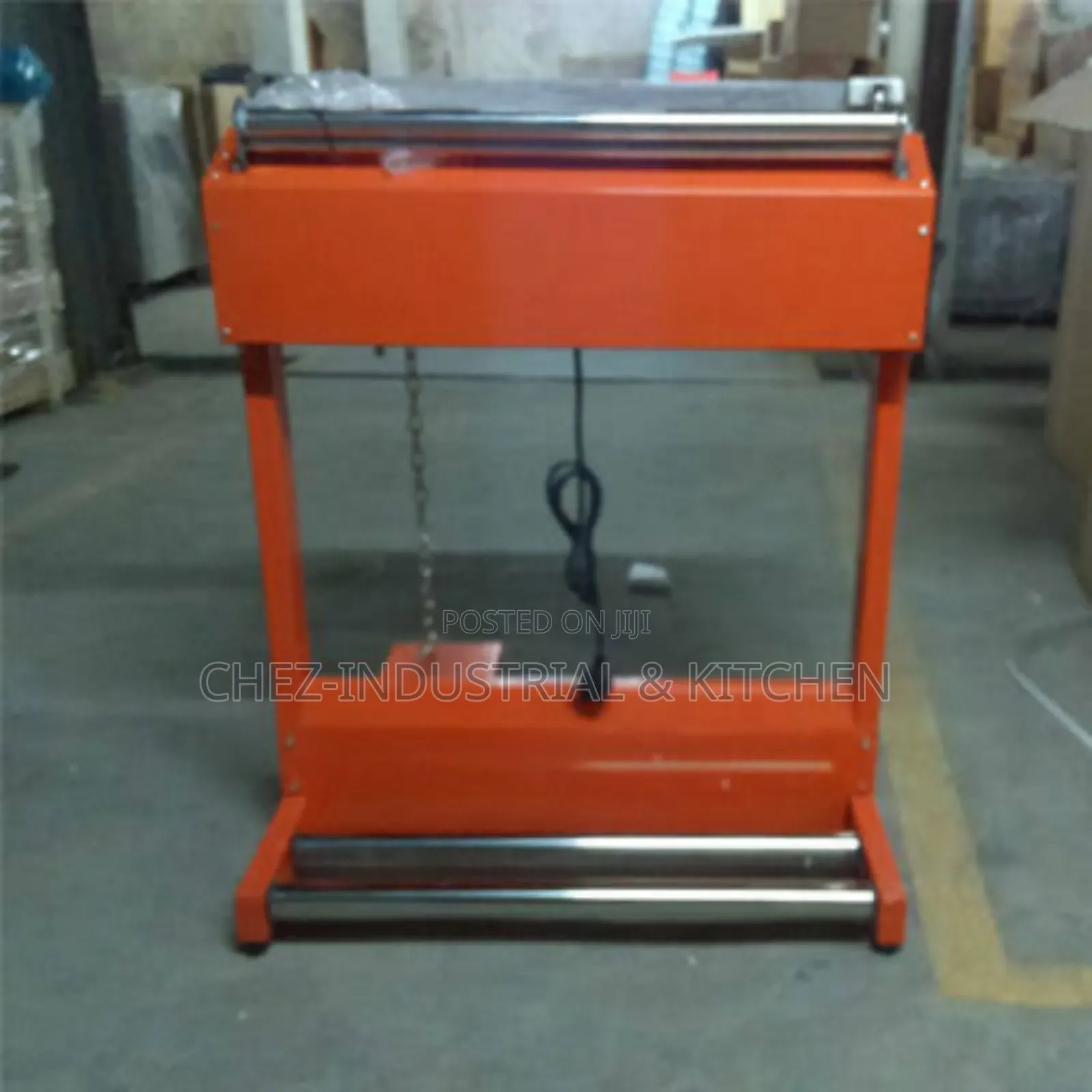 New Pedal Sealing and Cutting Machine With Nylon Holder