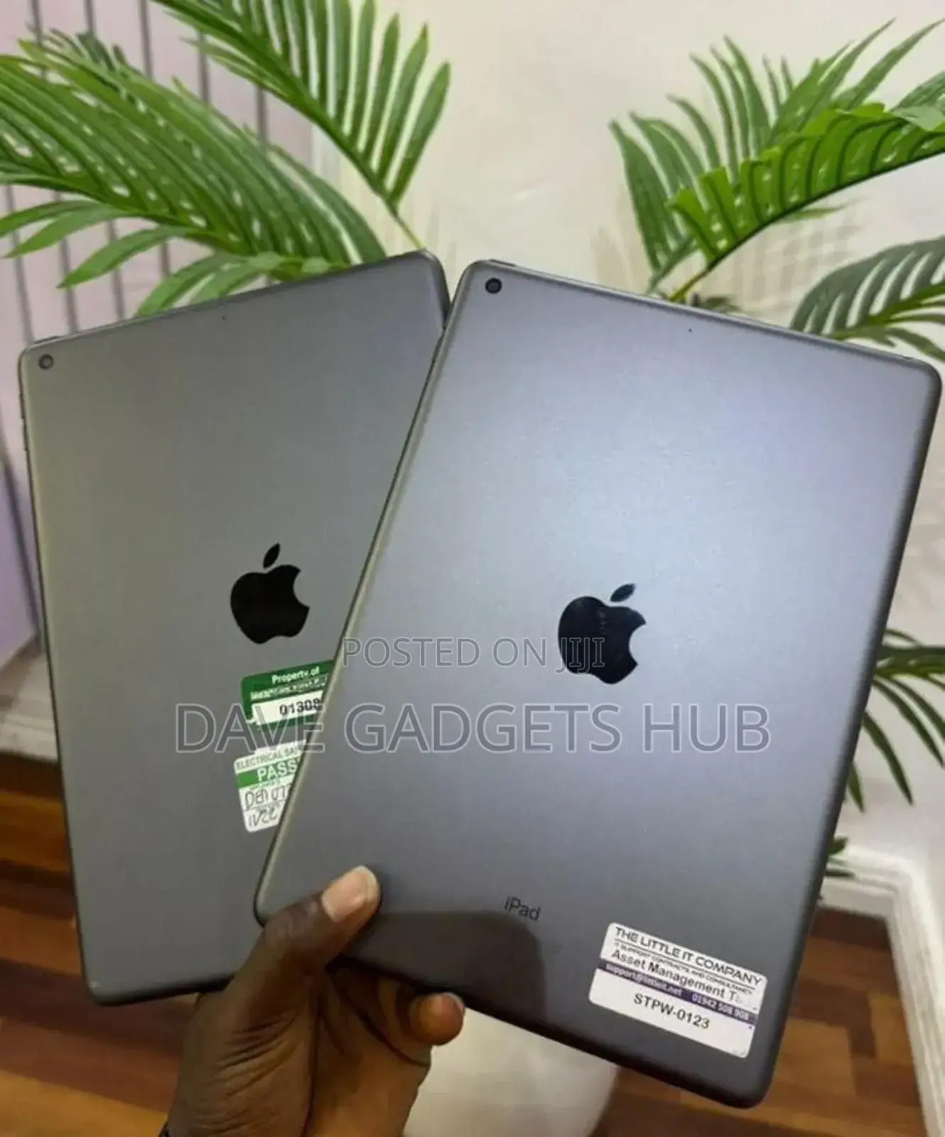 Apple iPad 10.2 (2020) 32 GB Gray