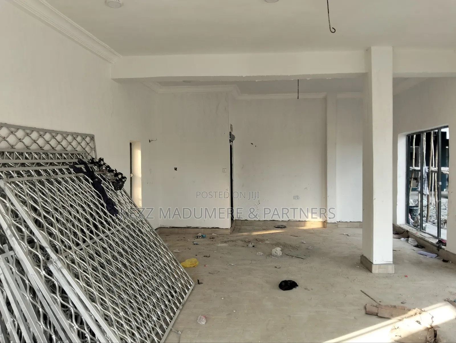 To Let : Brand New Standard Double Shop