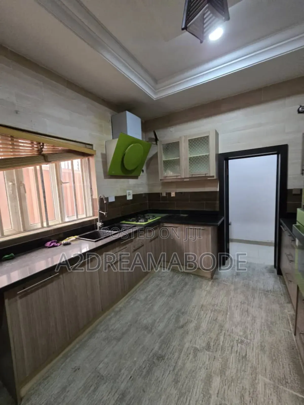 Furnished 4bdrm Duplex in Magodo Phase 2 for rent