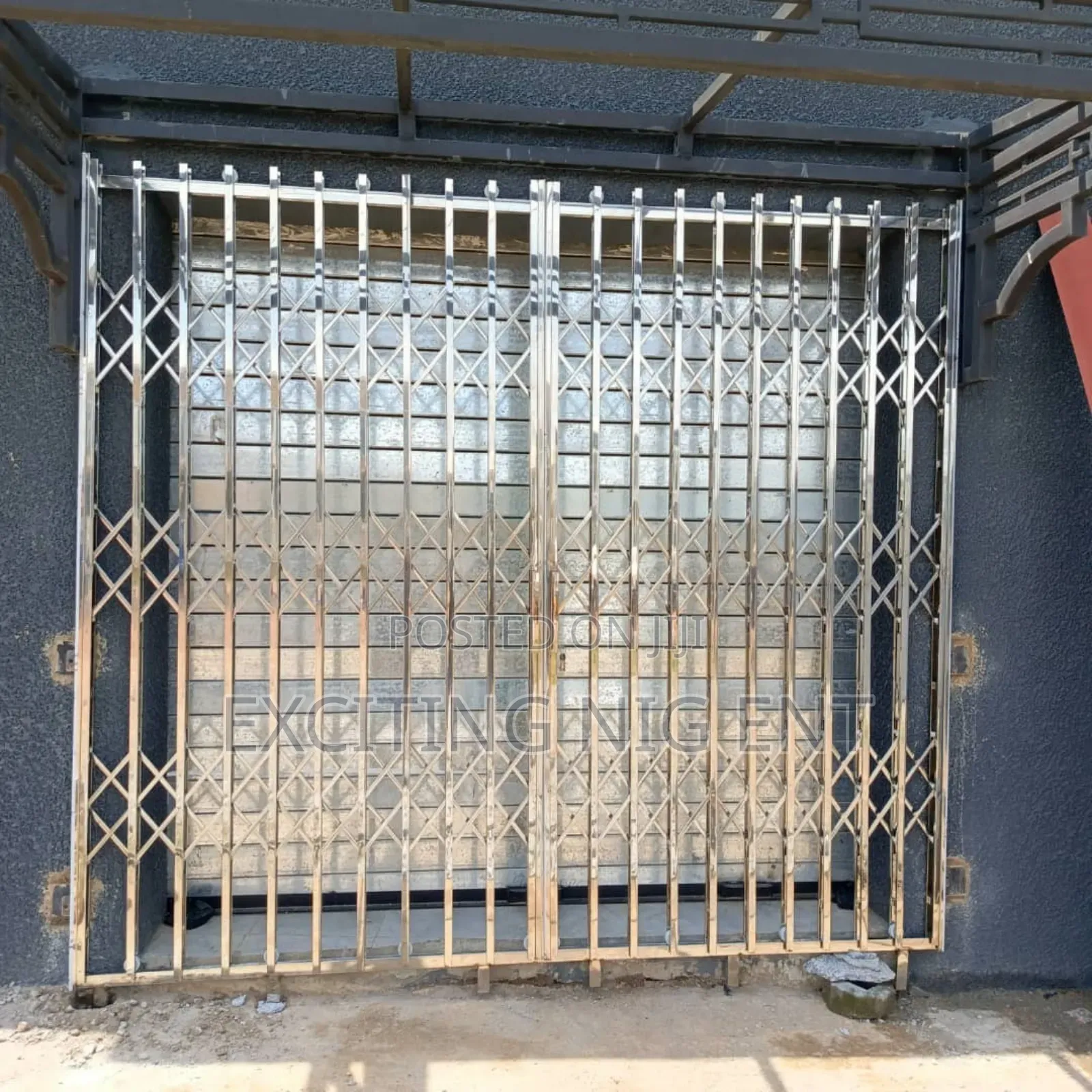 Imported Stainless Collapsible Gate