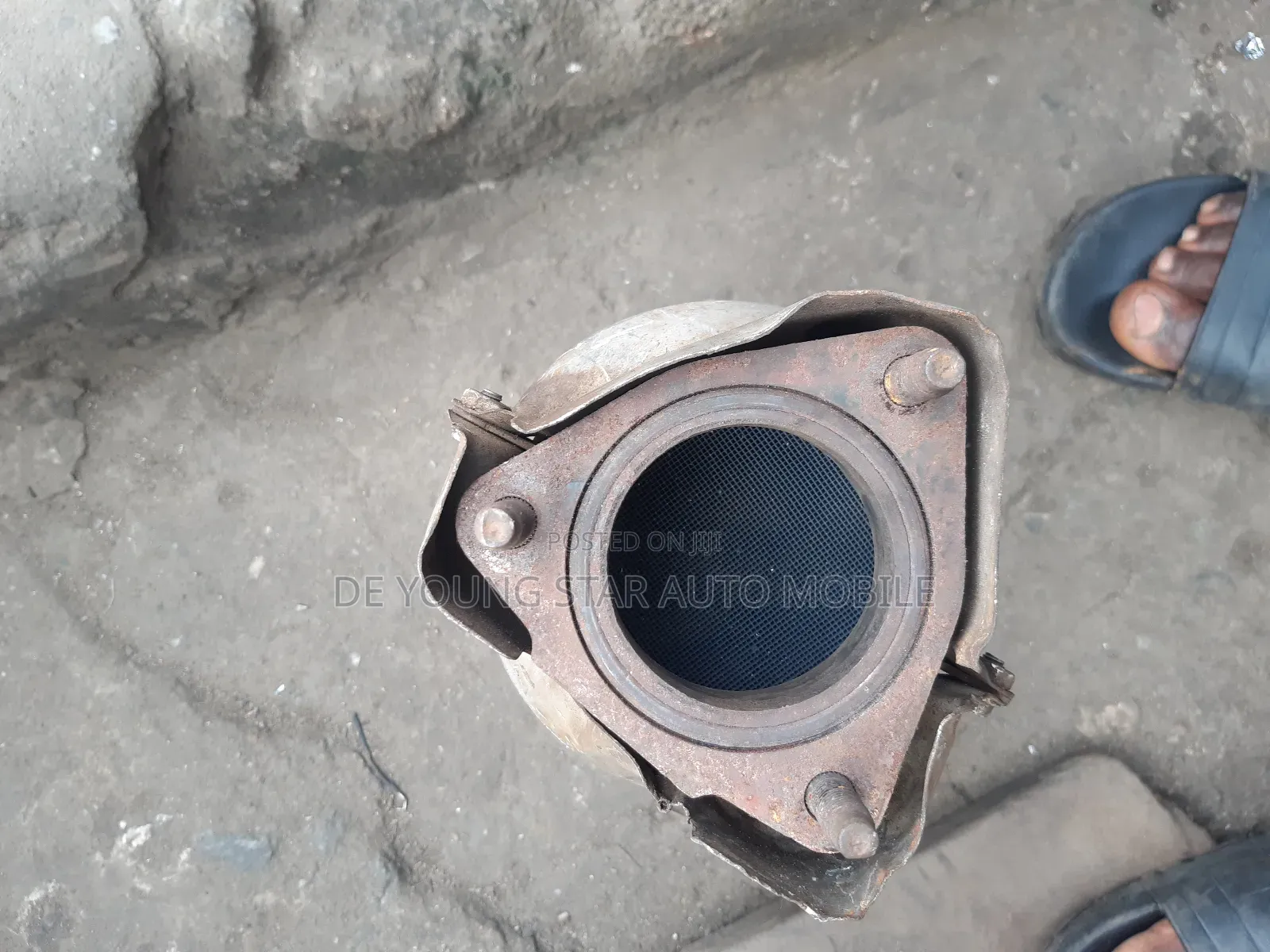 Centre Catalyst for Honda Accord 2010 Model V6