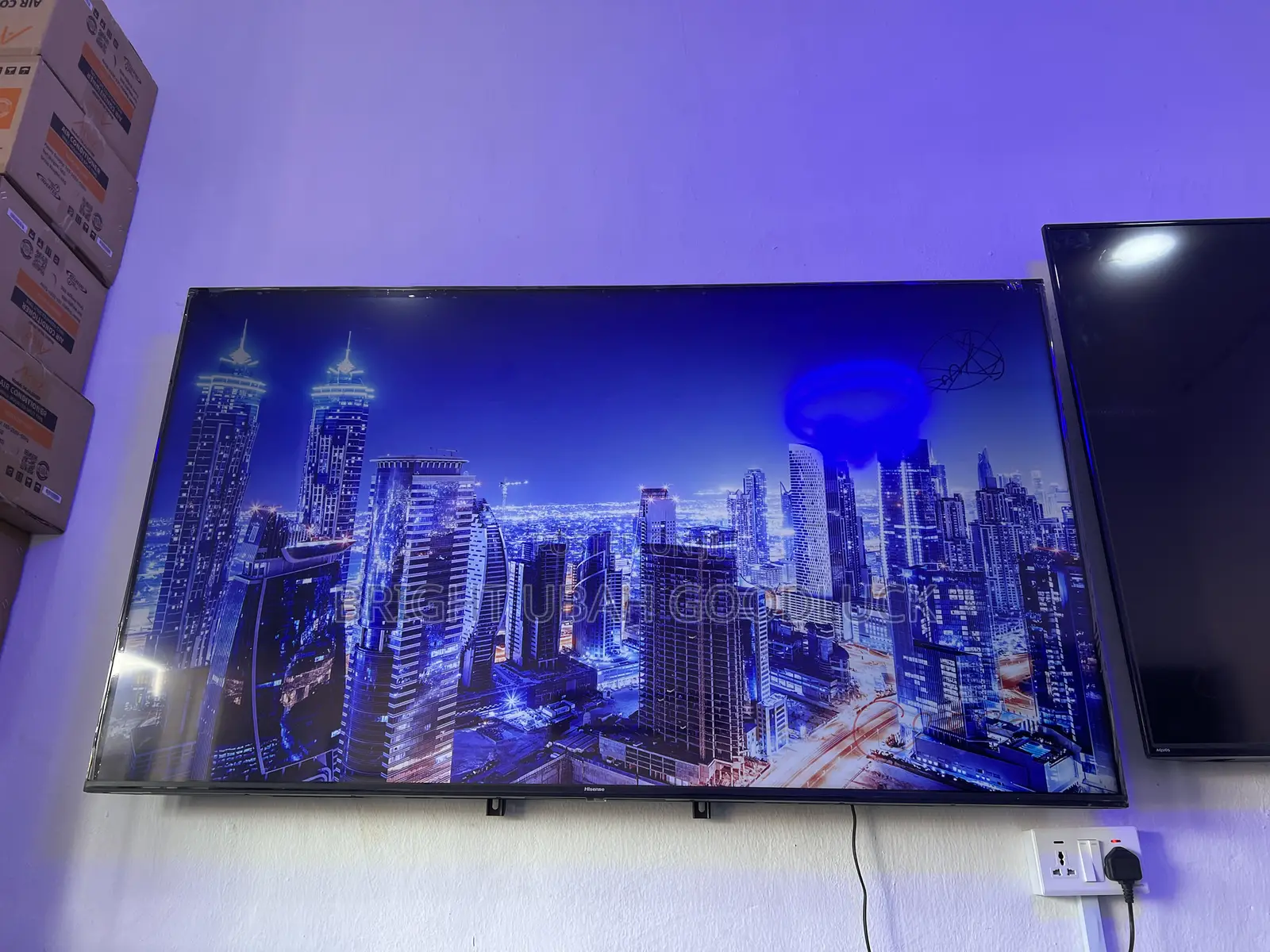 Hisense 50 Inches Frameless Tv Full Smart Tv With Free Netflix Acct