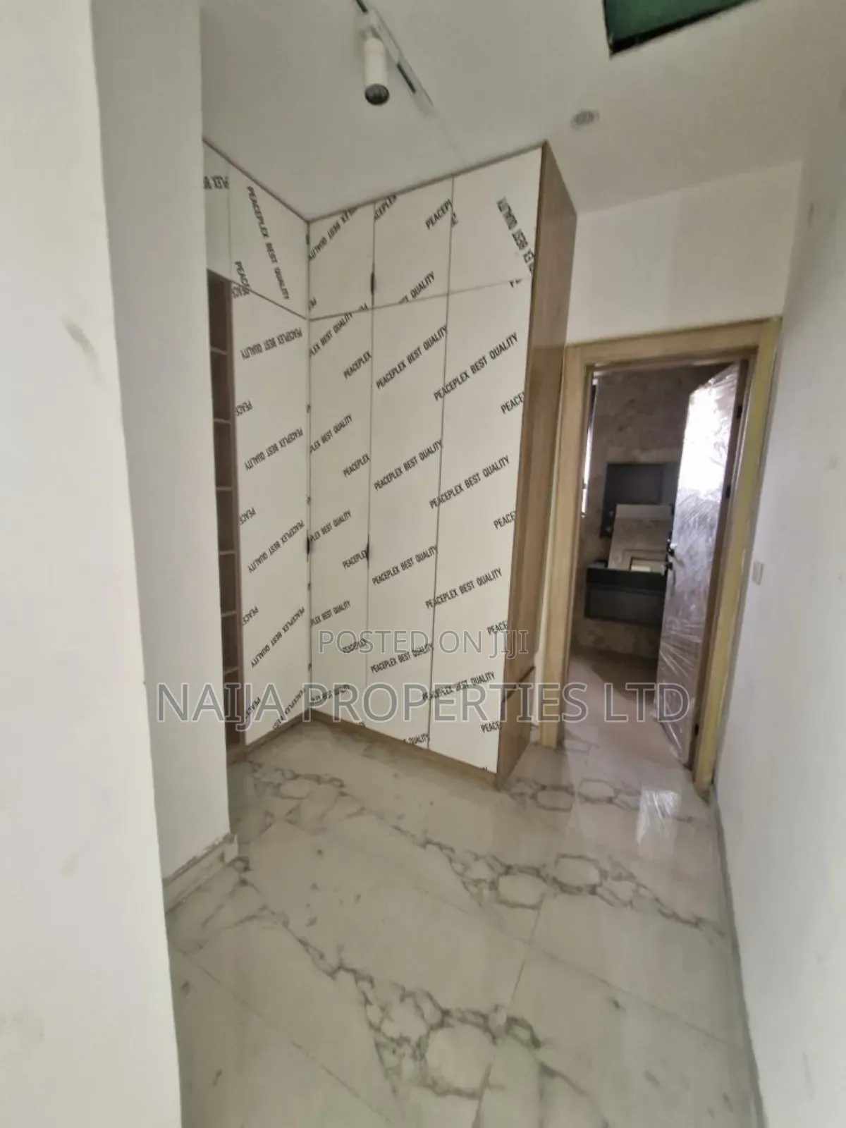 5bdrm Duplex in Idado Estate, Lekki for sale