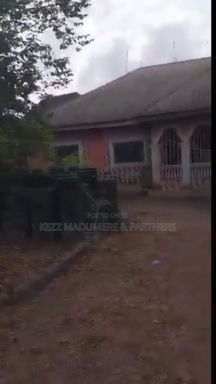 4bdrm Bungalow in Umuguma Owerri Imo for sale