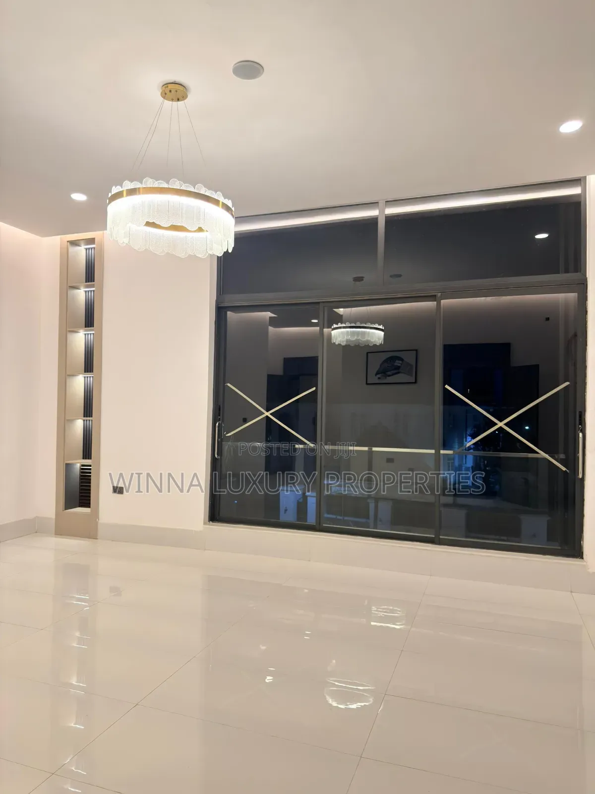 8bdrm Mansion in Asokoro Main for sale