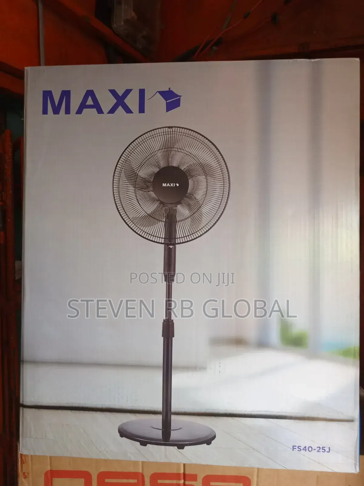 Maxi 16′′ Standing Fan (Black) | Model 40-25j